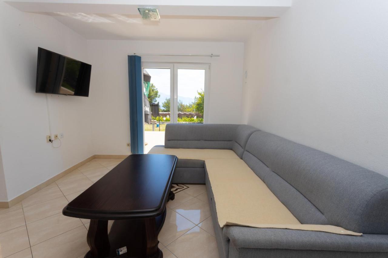 Apartments Melissa Сумартін Екстер'єр фото