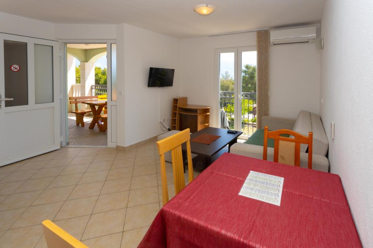 Apartments Melissa Сумартін Екстер'єр фото